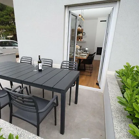 Pivac Apartamento Makarska